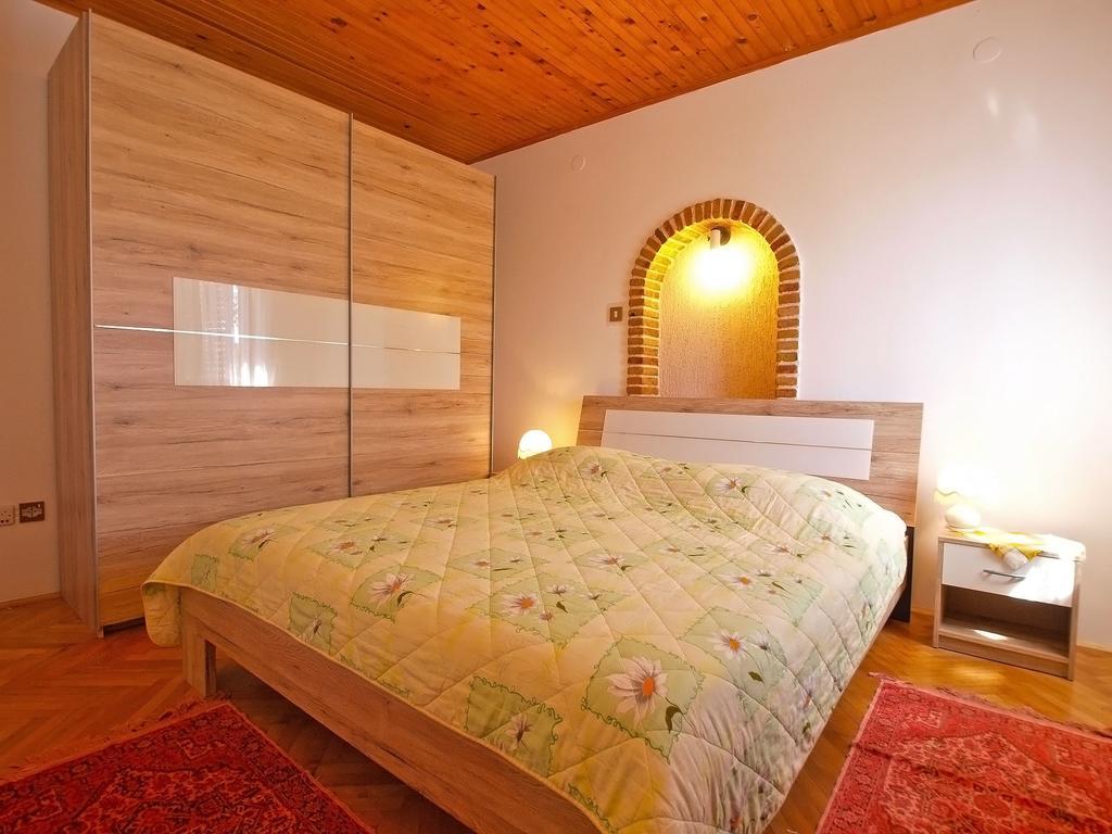 Apartments Milan 1457 Ровинь Экстерьер фото